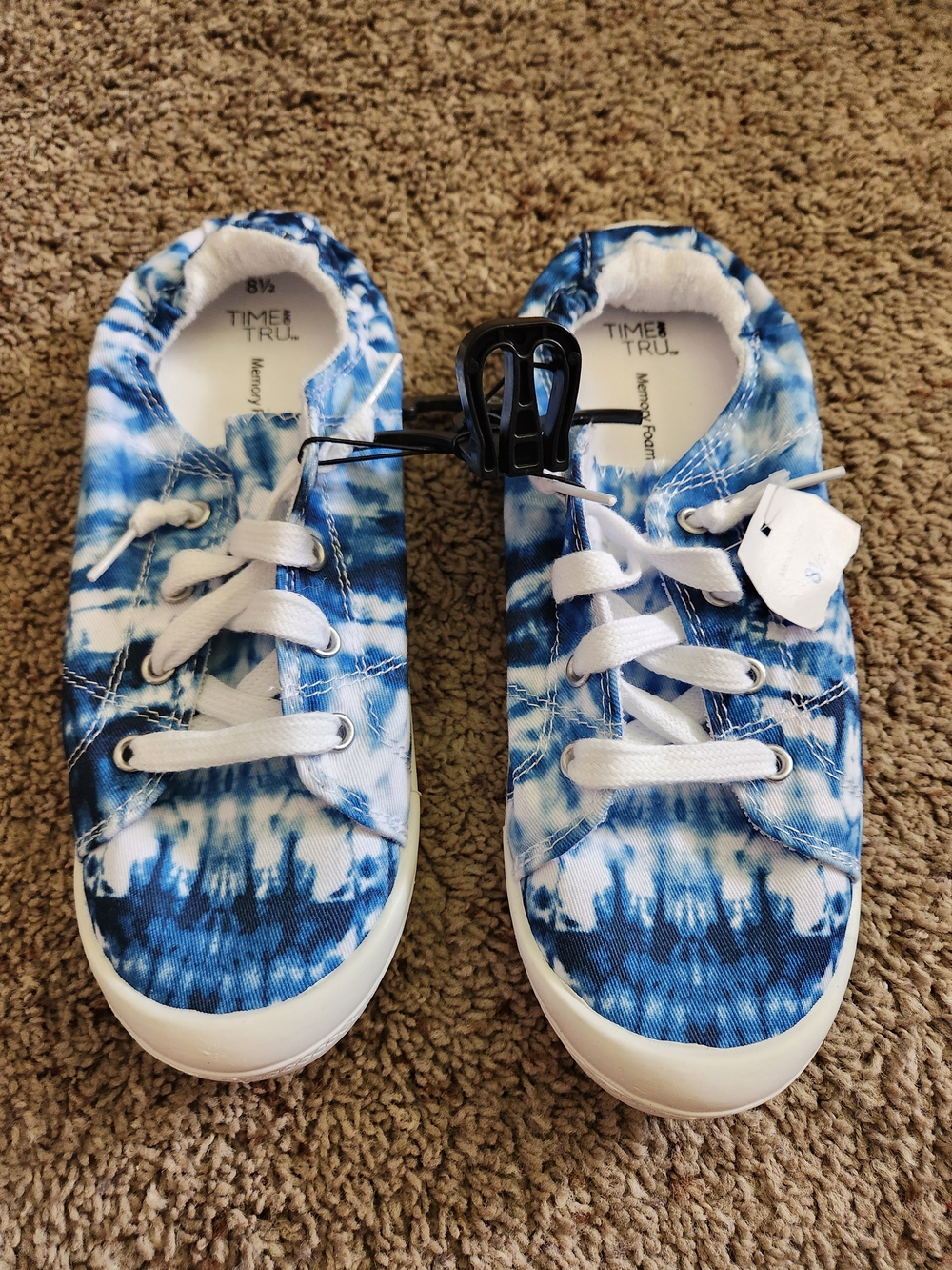 Time and Tru Blue Tie-Dye Canvas Sneakers For Woman Size 8.5